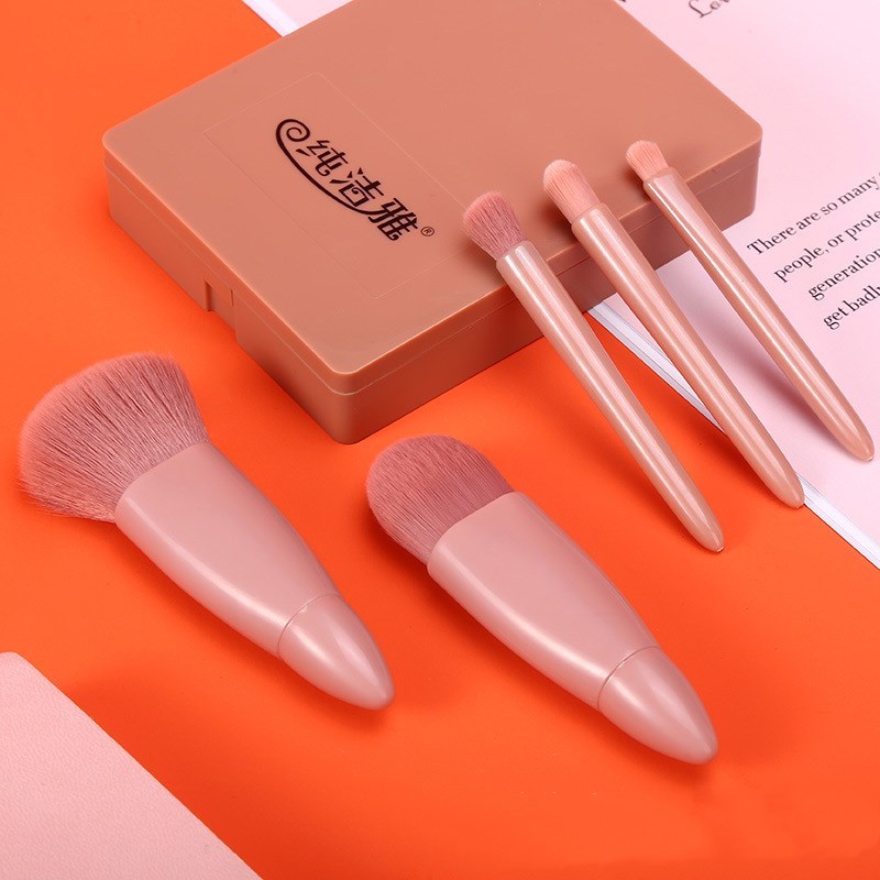 Blushé™ 5-Piece Portable Makeup Brush Set – Compact Luxury for Effortless Beauty On-the-Go