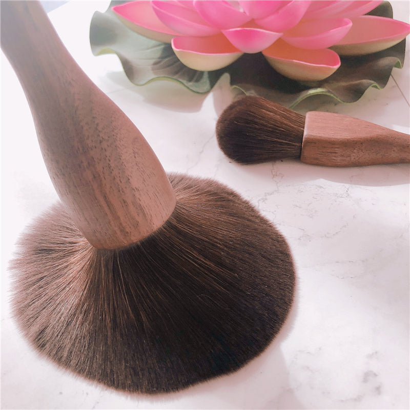 Elysian™ 10-Piece Natural Wood Handle Makeup Brush Set – Handcrafted Elegance for Effortless Beauty