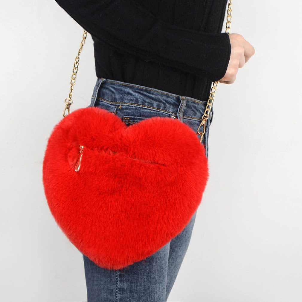 Fluffy Love Heart Plush Shoulder Bag – Cute Chain Crossbody Purse for Girls & Valentine’s Gifting